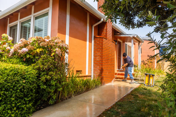 Best Garage Pressure Washing  in West Falmouth, MA